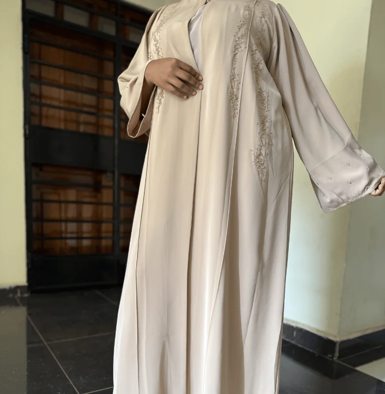 Pearl Whisper Abaya